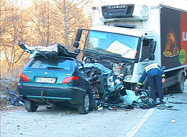 ТУГА У ПРИБОЈУ: Цариник планирао свадбу, а убио га камион